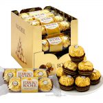 شکلات فررو روچر Ferrero Rocher شکلاتی با مغز فندق بسته ۱۶ در ۳ عددی