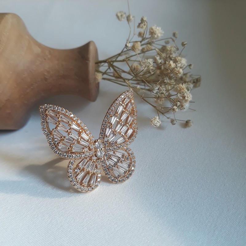 انگشتر نگیندار طرح طلا مدل پروانه / برندژوپینگ 1 Butterfly Design Gold Ring Xp Brand