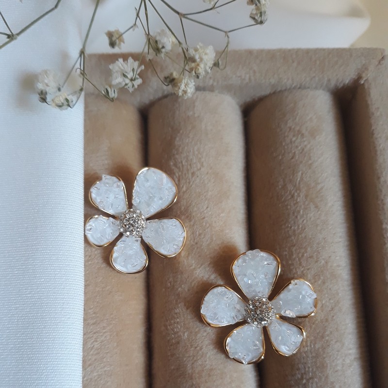 Enamel Earrings With Flower Desing And JewelsUbl Brand Enamel Earrings With Flower Desing And JewelsUbl Brand